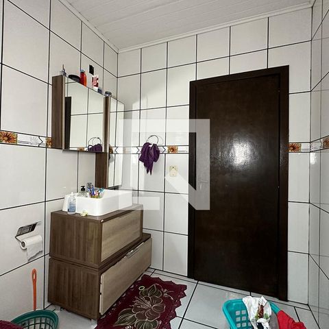 Casa à venda com 92m², 3 quartos e 2 vagasBanheiro