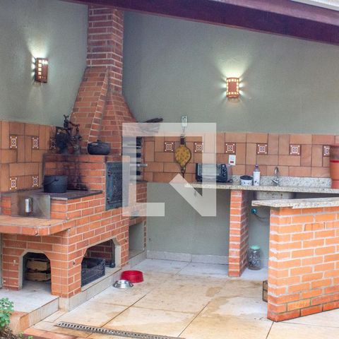 Casa à venda com 243m², 4 quartos e 3 vagasÁrea comum