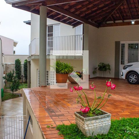 Casa à venda com 243m², 4 quartos e 3 vagasÁrea comum
