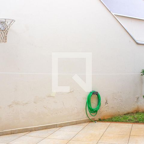 Casa à venda com 243m², 4 quartos e 3 vagasÁrea comum