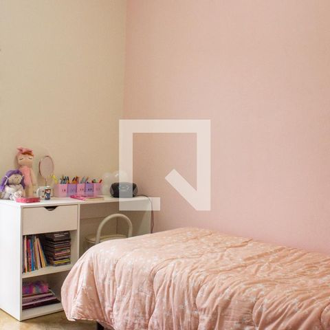 Casa à venda com 243m², 4 quartos e 3 vagasQuarto 2