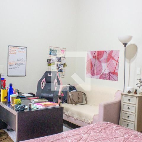 Casa à venda com 243m², 4 quartos e 3 vagasQuarto 3