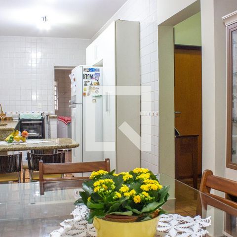 Casa à venda com 243m², 4 quartos e 3 vagasSala de Jantar