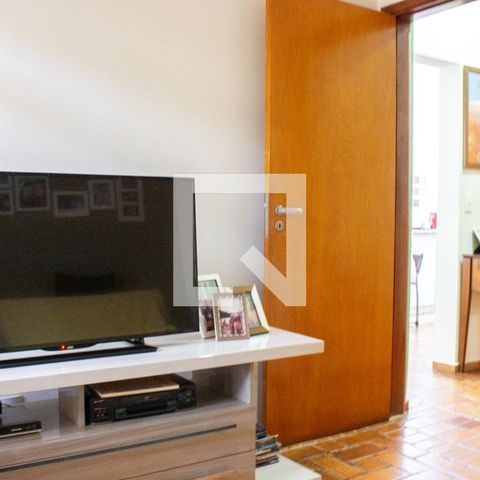 Casa à venda com 243m², 4 quartos e 3 vagasSala de TV