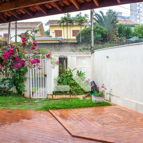 Casa à venda com 243m², 4 quartos e 3 vagasÁrea comum