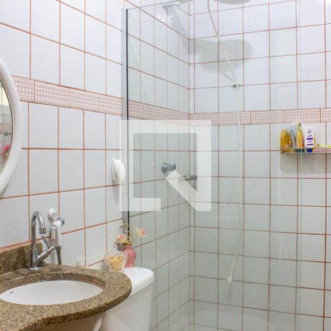 Casa à venda com 243m², 4 quartos e 3 vagasBanheiro Quarto 1, 2, 3 e 4