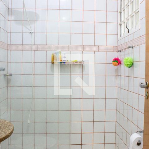Casa à venda com 243m², 4 quartos e 3 vagasBanheiro Quarto 1, 2, 3 e 4