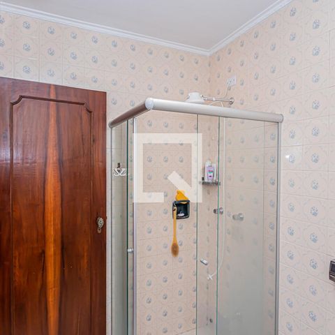 Casa à venda com 197m², 3 quartos e 4 vagasBanheiro social