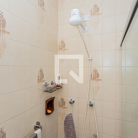 Casa à venda com 197m², 3 quartos e 4 vagasBanheiro suite