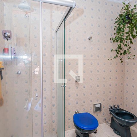 Casa à venda com 197m², 3 quartos e 4 vagasBanheiro social