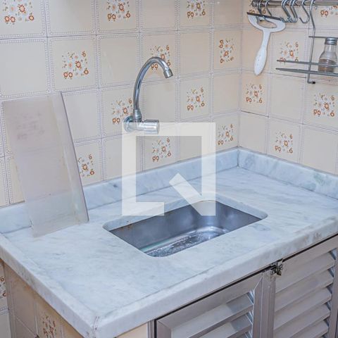 Casa à venda com 197m², 3 quartos e 4 vagasÁrea de serviço e quintal