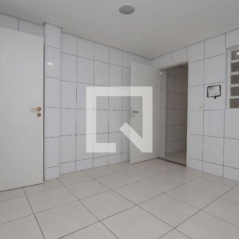 Casa à venda com 149m², 5 quartos e 2 vagasCozinha 2