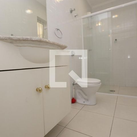 Casa à venda com 149m², 5 quartos e 2 vagasBanheiro