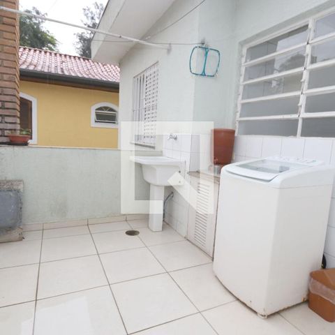 Casa à venda com 149m², 5 quartos e 2 vagasÁrea de Serviço