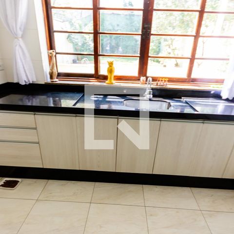 Casa à venda com 420m², 3 quartos e 8 vagasCozinha