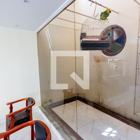 Casa à venda com 420m², 3 quartos e 8 vagasSala