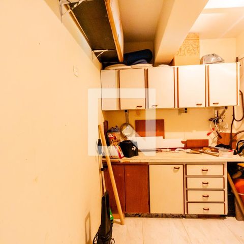 Casa à venda com 420m², 3 quartos e 8 vagasDepósito