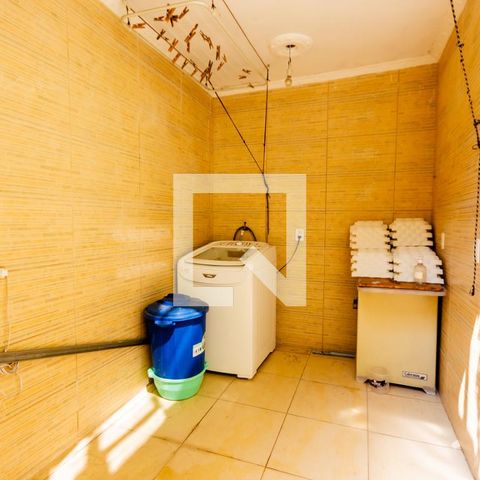 Casa à venda com 420m², 3 quartos e 8 vagasÁrea de Serviço