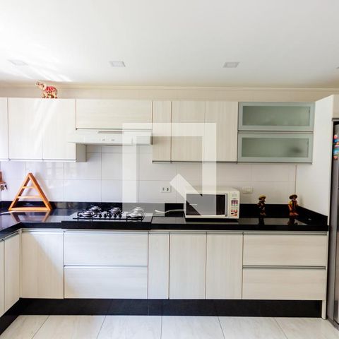 Casa à venda com 420m², 3 quartos e 8 vagasCozinha