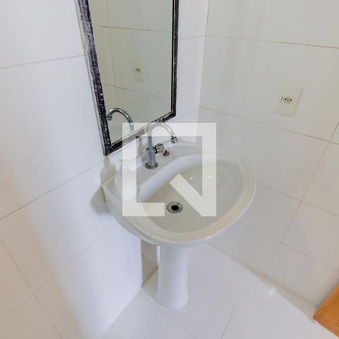 Casa à venda com 420m², 3 quartos e 8 vagasBanheiro da Suíte 3