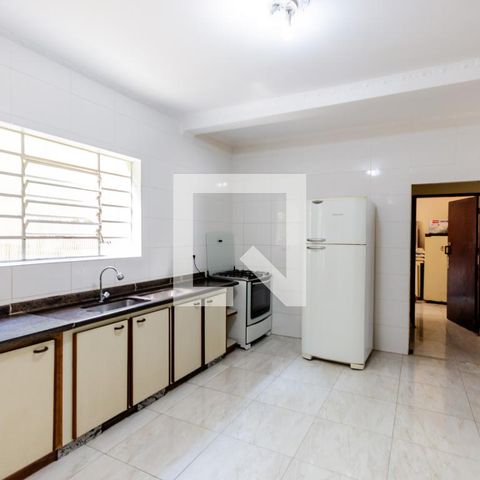 Casa à venda com 420m², 3 quartos e 8 vagasCozinha 2