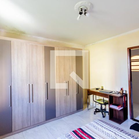 Casa à venda com 420m², 3 quartos e 8 vagasSuíte 3