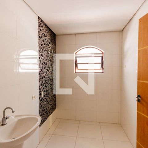 Casa à venda com 420m², 3 quartos e 8 vagasBanheiro da Suíte 2