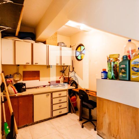 Casa à venda com 420m², 3 quartos e 8 vagasDepósito