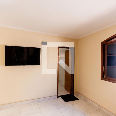 Casa à venda com 420m², 3 quartos e 8 vagasCloset