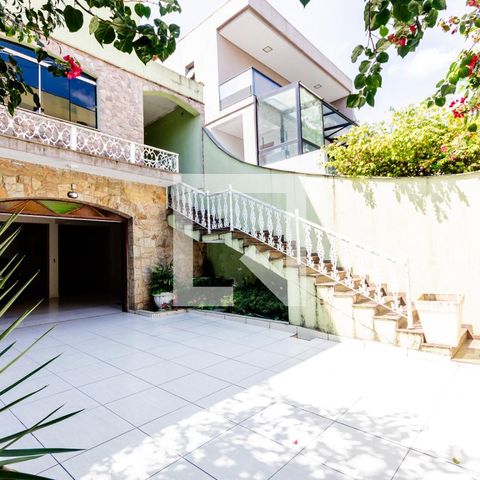 Casa à venda com 420m², 3 quartos e 8 vagasGaragem