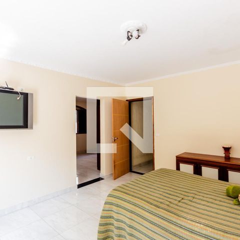 Casa à venda com 420m², 3 quartos e 8 vagasSuíte 1
