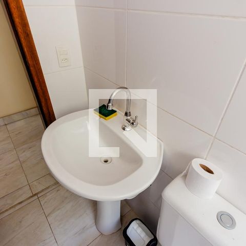 Casa à venda com 420m², 3 quartos e 8 vagasBanheiro de Serviço