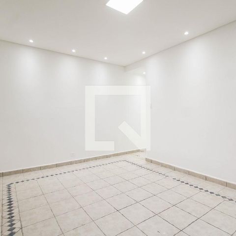 Casa à venda com 135m², 4 quartos e 1 vagaSala