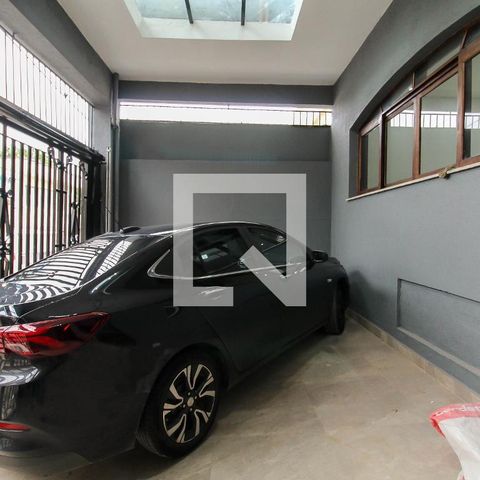 Casa à venda com 135m², 4 quartos e 1 vagaGaragem
