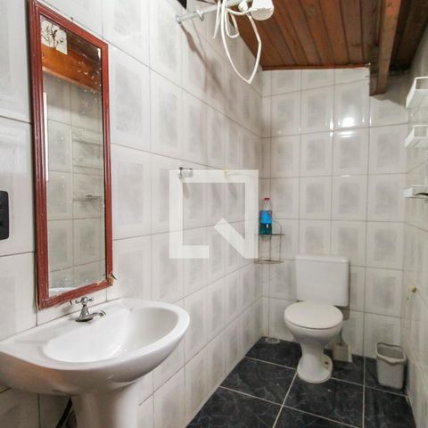 Casa à venda com 135m², 4 quartos e 1 vagaBanheiro da Suíte 2
