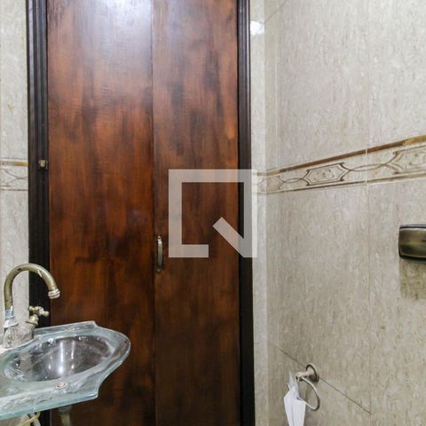 Casa à venda com 135m², 4 quartos e 1 vagaBanheiro Social