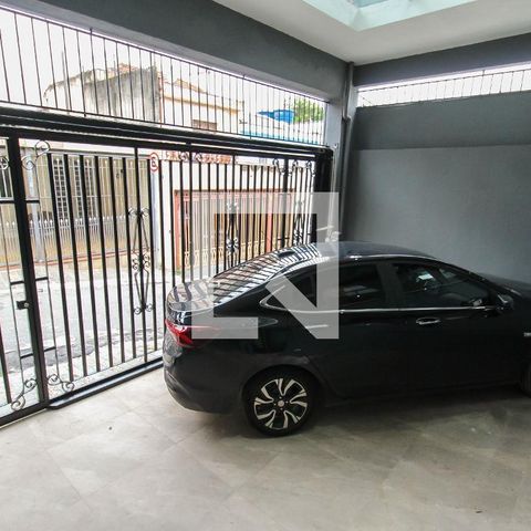 Casa à venda com 135m², 4 quartos e 1 vagaGaragem