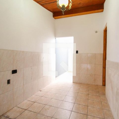 Casa à venda com 135m², 4 quartos e 1 vagaÁrea de Serviço
