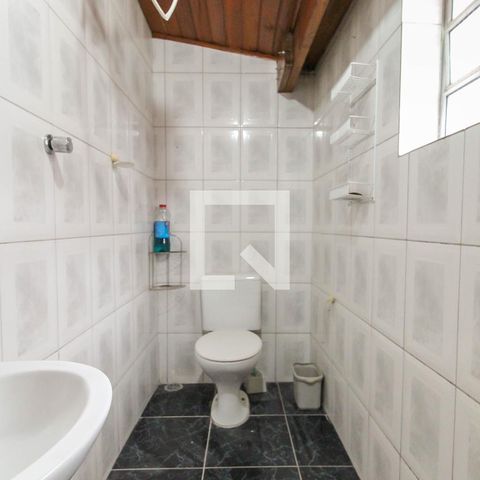 Casa à venda com 135m², 4 quartos e 1 vagaBanheiro da Suíte 2