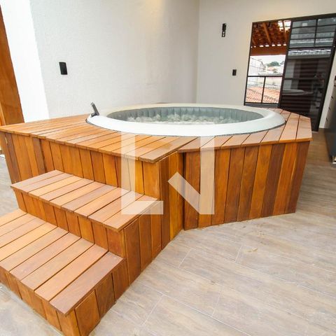Casa à venda com 135m², 4 quartos e 1 vagaSpa