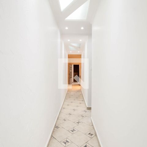 Casa à venda com 135m², 4 quartos e 1 vagaCorredor
