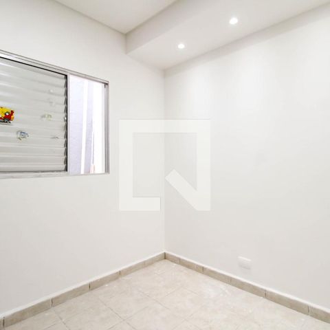 Casa à venda com 135m², 4 quartos e 1 vagaQuarto