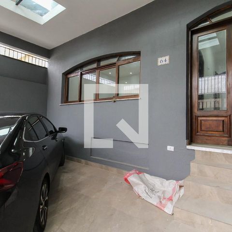 Casa à venda com 135m², 4 quartos e 1 vagaGaragem