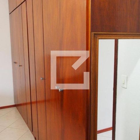 Casa à venda com 178m², 3 quartos e 2 vagasSuíte