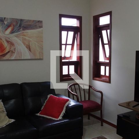 Casa à venda com 178m², 3 quartos e 2 vagasSala