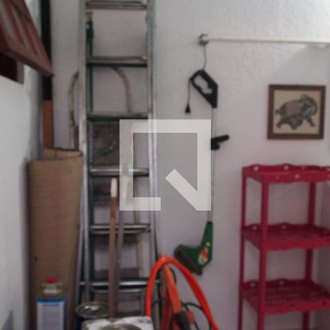 Casa à venda com 178m², 3 quartos e 2 vagasStudio