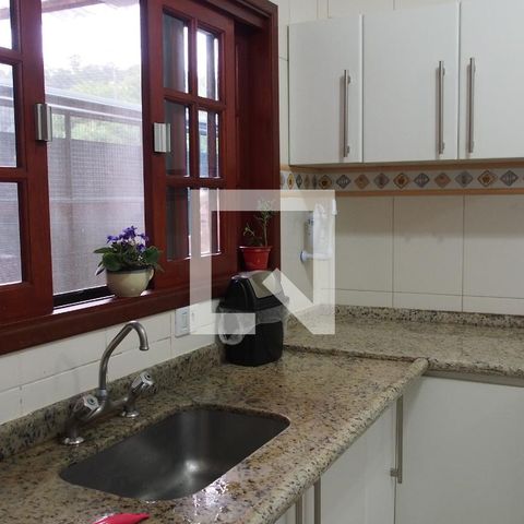 Casa à venda com 178m², 3 quartos e 2 vagasCozinha