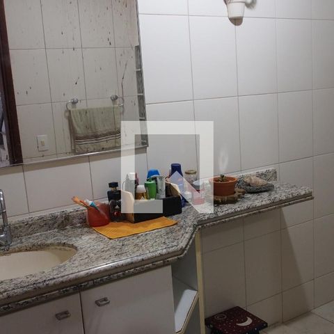 Casa à venda com 178m², 3 quartos e 2 vagasBanheiro 1