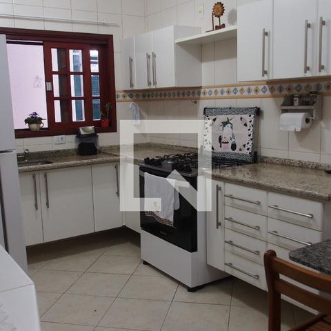 Casa à venda com 178m², 3 quartos e 2 vagasCozinha