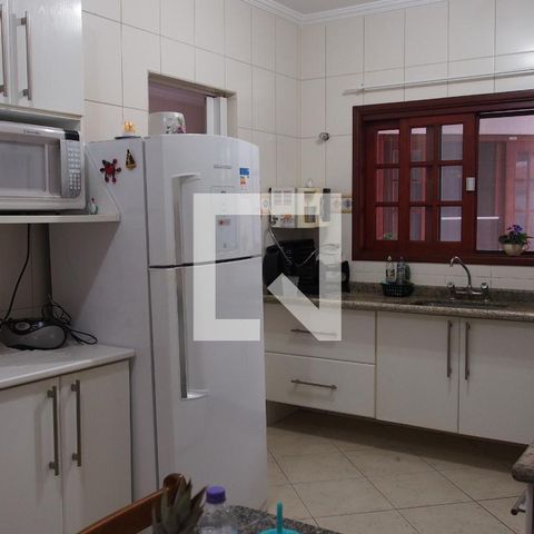 Casa à venda com 178m², 3 quartos e 2 vagasCozinha